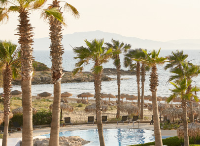 29-beach-and-pools-in-peloponnese-grecotel